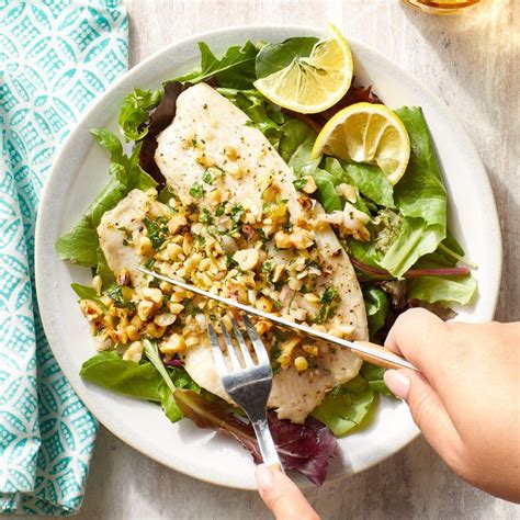 Whole wheat pita pocket, stuffed with brown rice, tilapia (fish filet) and green bell peppers. The Best 30-Day Diabetes Diet Plan in 2020 | Seafood ...