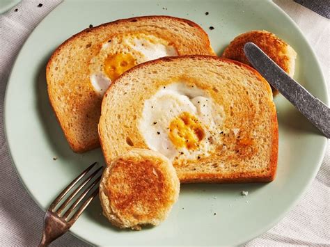 Best Eggs In A Basket Recipe How To Make Eggs In A Basket