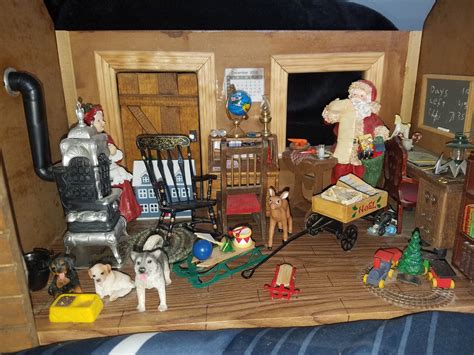 Miniature Dollhouse Diorama Display Santa Workshop Etsy In 2020