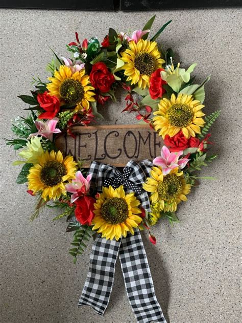 Welcome Wreath In 2021 Welcome Wreath Floral Wreath Wreaths