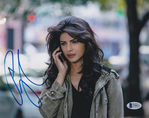 Priyanka Chopra Signed 8x10 Photo Quantico Beckett Bas Autograph Auto