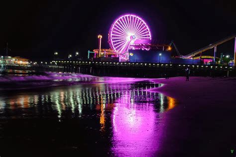 Blackpink Lights The Ferris Wheel On Santa Monica Pier Bright Pink