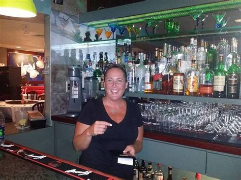 Veteran Bartender Retires After Years Will Now Save Lives Silive Com