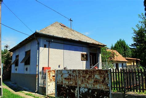 Grundriss mehrfamilienhaus haus grundriss ferienhaus ungarn haus mit einliegerwohnung fertighaus bungalow familien haus haus pläne neubau haus ideen. Haus kaufen in Ungarn mit Ferienhäuser in Ungarn