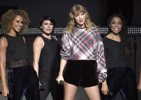 Taylor Swift Just Got A Very Unexpected New Backup Dancer In James