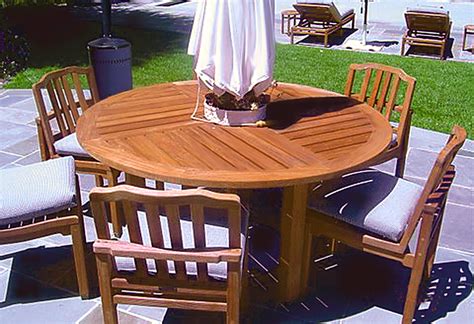 Dream, drink, dine and play around your idyllic paradise that centers around the outdoor table. Teak Patio Furniture | Cal Preserving