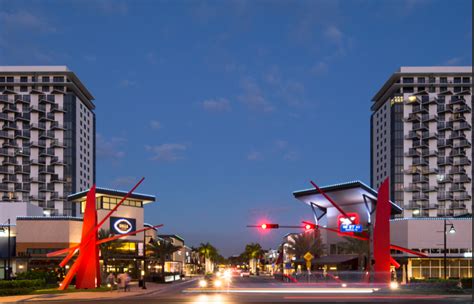 Celebrate The Grand Opening Of The New Downtown Doral Restaurants At Premiere Day 12123 The