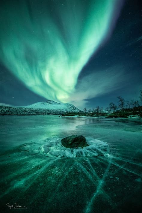 Light Through The Dark By Frøydis Dalheim 500px Arctic Landscape