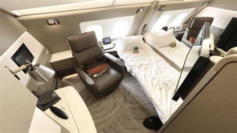 Photos Singapore Airlines New A380 First Class Suites Have Double Beds And Big Bathrooms