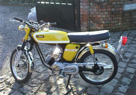 According to databikes data (registered in our system), first bike constructed by yamaha was released in 1968 ( yamaha dt1 dt 1) databikes contain 3020 model. Yamaha FS1E (Fizzy) Gallery | Classic Motorbikes