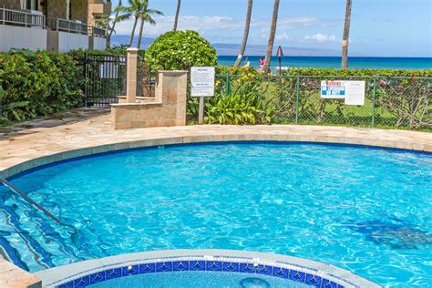Paki Maui Condos, Vacation Rentals | Vacasa