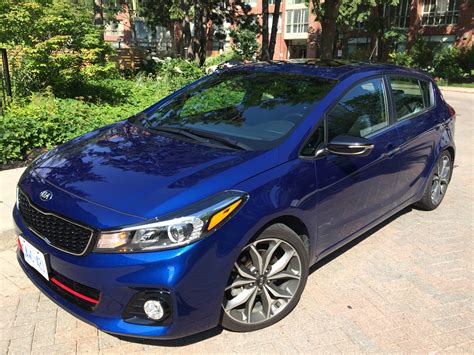 2017 kia forte5 sx turbo review: A souped-up hatchback: the 2017 Kia Forte5 SX - Luigi Benetton