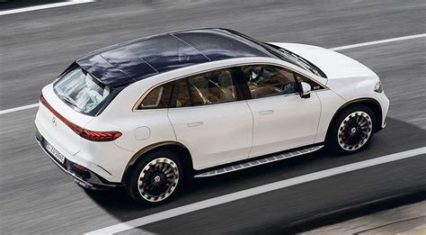 Mercedes Benz Eqs Suv Debuts With Gorgeous Looks Miles Range