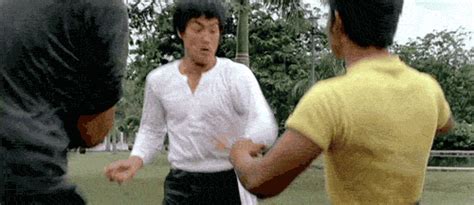 12 Bruce Lee Moves That Would Floor You Movie News Sbs