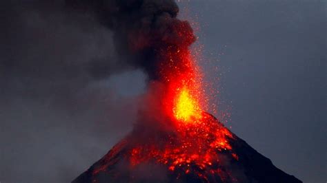 Philippine Volcano Spews Lava Fountains 56000 People Flee