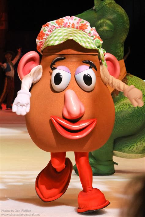 Mrs Potato Head At Disney Character Central