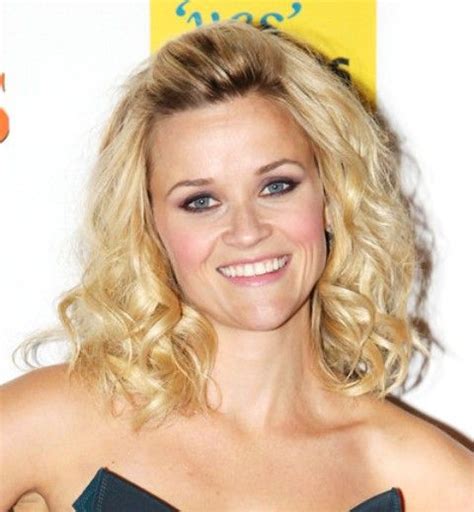 23 Reese Witherspoon Hairstyles Reese Witherspoon Hair Pictures Rock Hairstyles Wavy