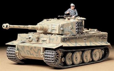 Tamiya German Tiger I Mid Production Tank 135 Scale Detailed Plastic