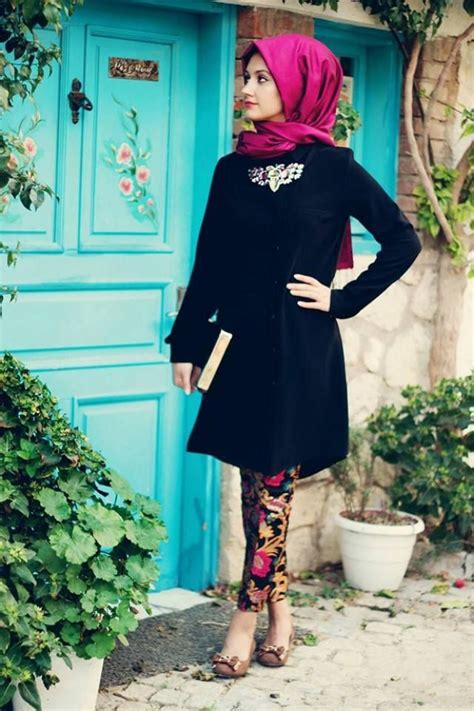 Informasi tentang busana muslim wanita modern. Gaya Hijabers Turki: Cantik Tetap Syar`i - Foto 3 | Dream.co.id
