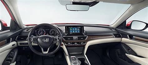 The 2020 honda accord is unchanged from 2019 models. 2020 Honda Accord Sedan Interior Features | Honda of ...