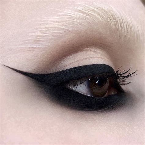 Winged Eyeliner Eyelinertips Макияж для карих глаз Виды макияжа