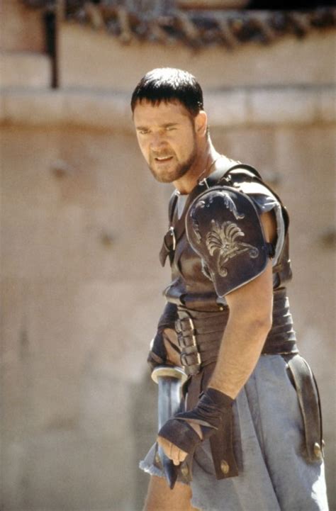 Russell Crowe Garbed As A Gladiator In Gladiator Movie Gladiator Movie Russell