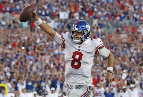 Get the latest fantasy football news, cheat sheets, draft rankings and player stats from cbs sports. Giants Mobile: in 2020 | Nfl fantasy football, Nfl fantasy ...