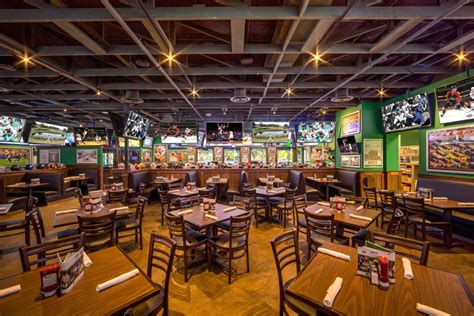 Located in old torrance, the crest sports bar and grill is now considered the south bay's best sports viewing room. New Sports Bar and Restaurant Looking to Hire 100-Plus ...