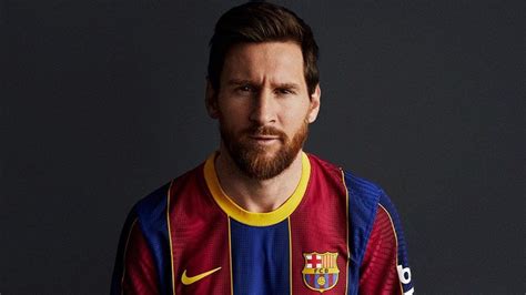 Con Lionel Messi Como Modelo Barcelona Presentó Su Nueva Camiseta