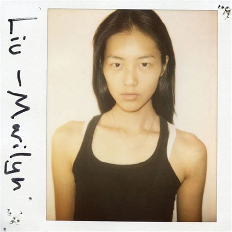 21 polaroid photos of supermodels before they were famous model polaroids famous models