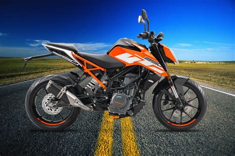 Now in 2017 came a surprise from ktm when they launched the duke 250 along with their updated 200 and the new phenomena called the 390 duke. 2017 KTM Duke 250 Could (Should) come to India! - Autopromag