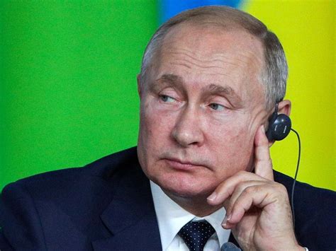 Putin proposes new laws against 