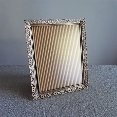 8 X 10 Gold Tone Metal Picture Frame Fans And Nets Etsy Canada Metal