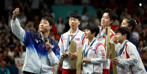 North Korean Athletes Could Be Punished For Taking Olympic Selfie With