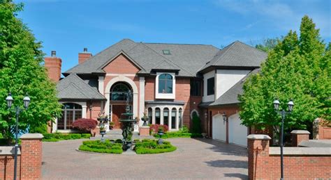 Real Estate in Detroit, U.S: A guide to the luxury property market and