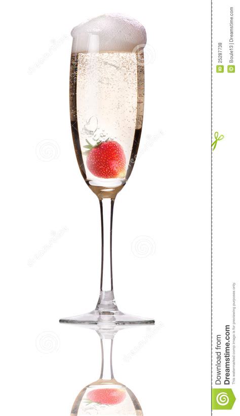 A simple recipe that doesn't require much preparation, this tasty mulled drink is certainly a crowd pleaser! Champagne With Strawberry - Christmas Cocktail Stock Photo - Image of fruit, cocktail: 25287738