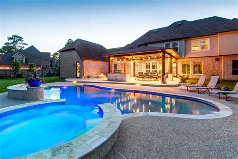 Houston Custom Backyard Designs To Wow Your Guests Creekstone