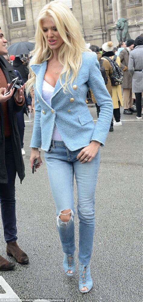 victoria silvstedt 43 flaunts her youthful figure in powder blue blazer and skinny jeans as