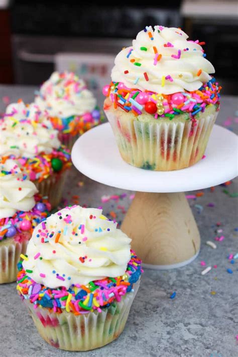 Twelve cupcakes nutrition facts and nutritional information. Funfetti Cupcake Recipe with Homemade Buttercream Frosting