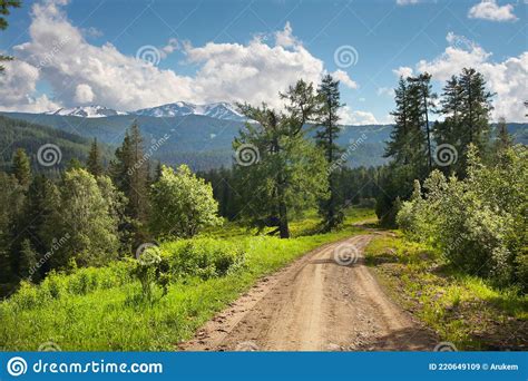 Country Road In The Mountains Summer Stock Image Image Of Nature