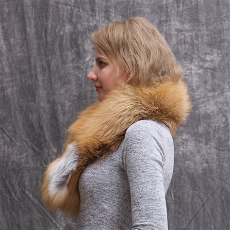 Ursfur Real Fox Fur Scarf For Women Sleeveless Fur Shawl Neck Warm Fur Collar For Evening Party