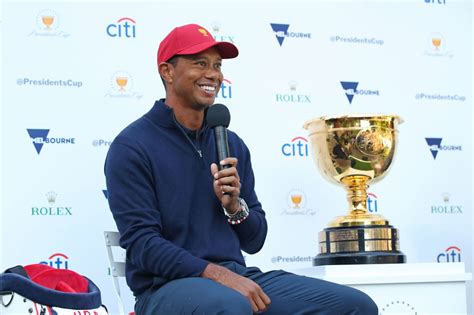 Tiger woods is an american professional golfer, and his current net worth is $750 million. How Tiger Woods Earned His $800 Million Net Worth | Celebrity Net Worth