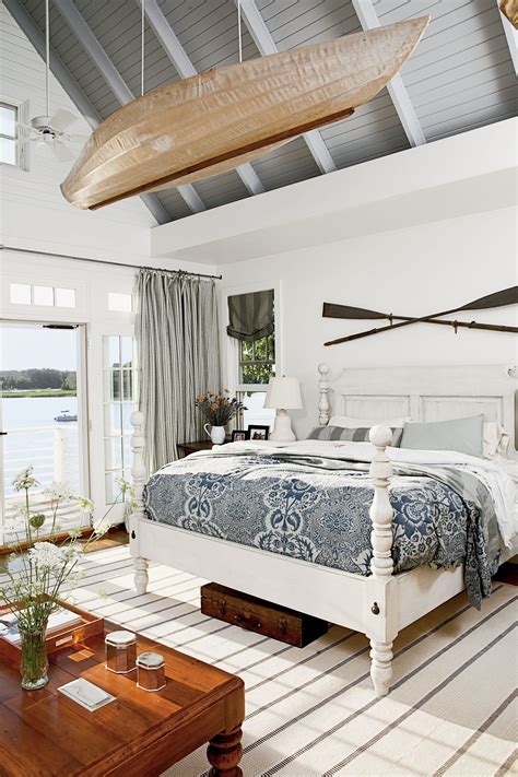 20 Elegant Beach Themed Master Bedroom Findzhome