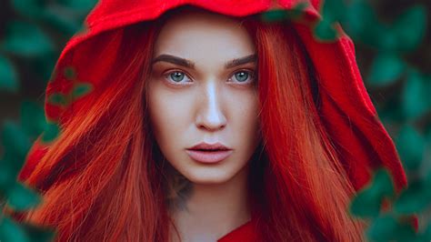 วอลเปเปอร์ ผู้หญิง โมเดล ใบหน้า แนวตั้ง หัวแดง ผมยาว ตาสีเขียว 2000x1125
