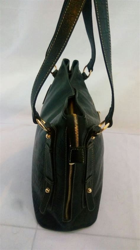 Deretan aneka tas wanita bermerek terbaru. model tas wanita terbaru 2014, grosir tanah abang tas, tas ...