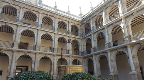 Colegio Mayor De San Ildefonso Sociedad De Condueños