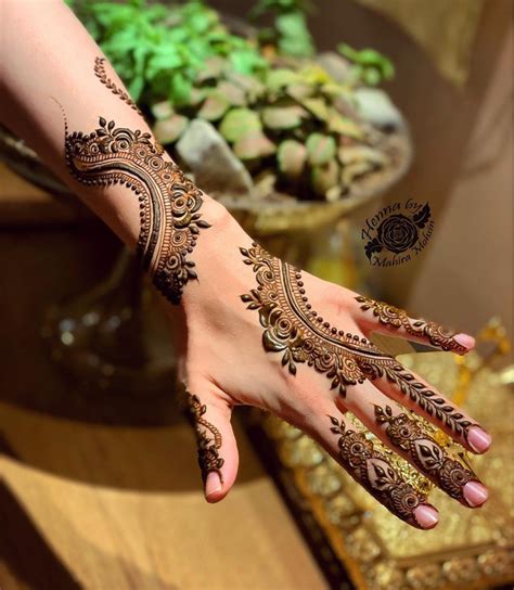 Stunning Yet Simple Arabic Mehndi Designs For Left Hand To Your
