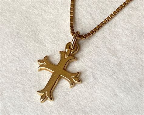 Retired James Avery Sterling Silver Cross And Chain Agrohortipbacid