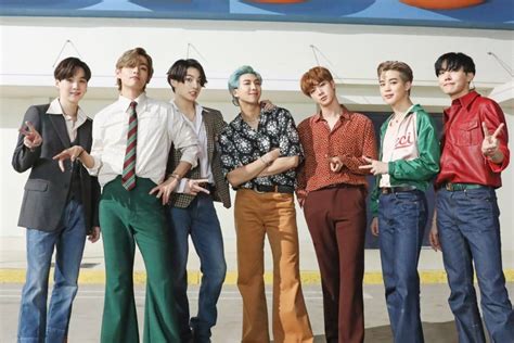 Mv Dynamite Bts Jadi Video K Pop Tercepat Yang Raih 14 Miliar View Di