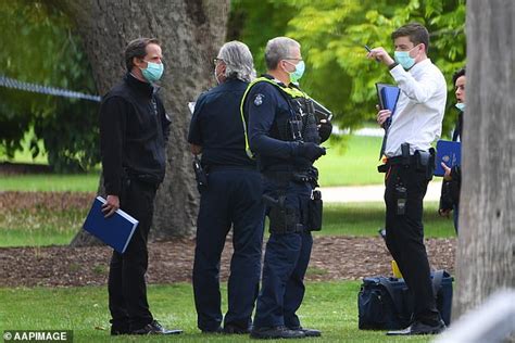 Grim Discovery As A Womans Body Is Found In St Kilda Botanical Gardens